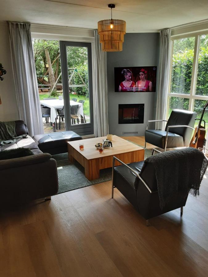 Rumah Senang Wellness Met Hottub En Tuin Ewijk エクステリア 写真