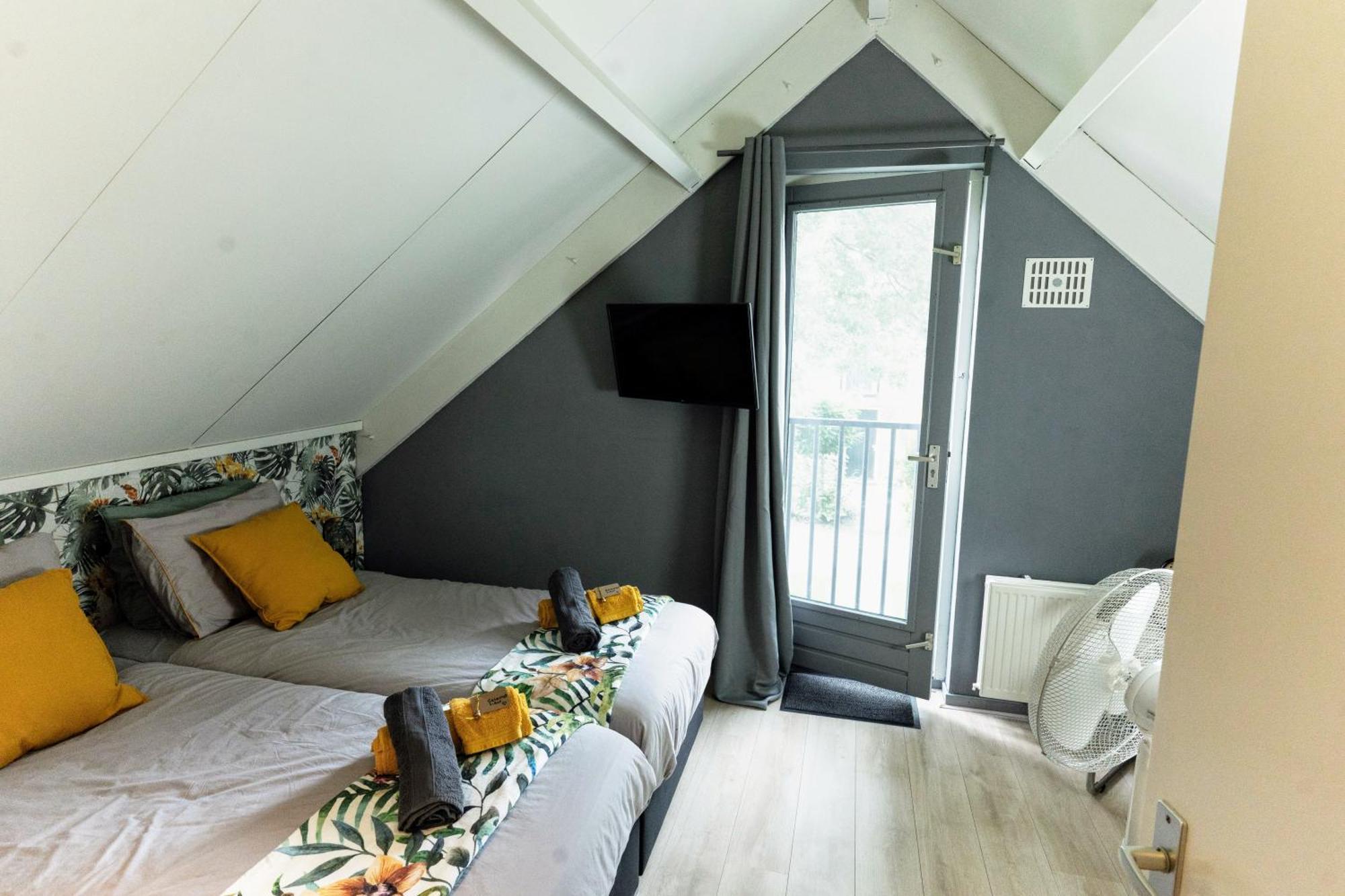 Rumah Senang Wellness Met Hottub En Tuin Ewijk エクステリア 写真
